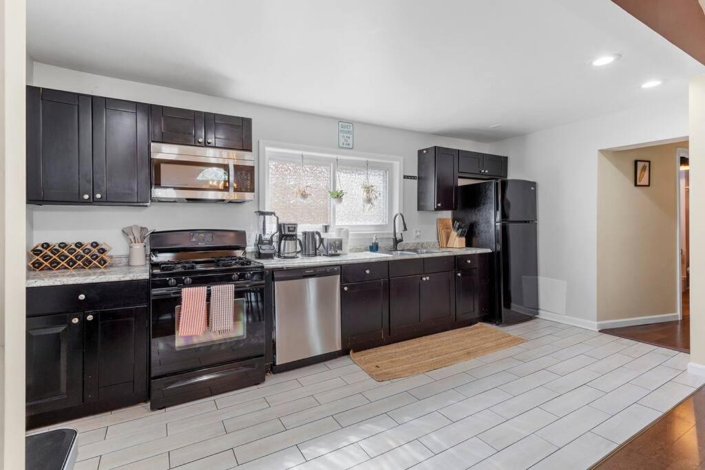 3 Bedrooms Ac Ranch Near Casinos And Beach Атлантик Сити Экстерьер фото